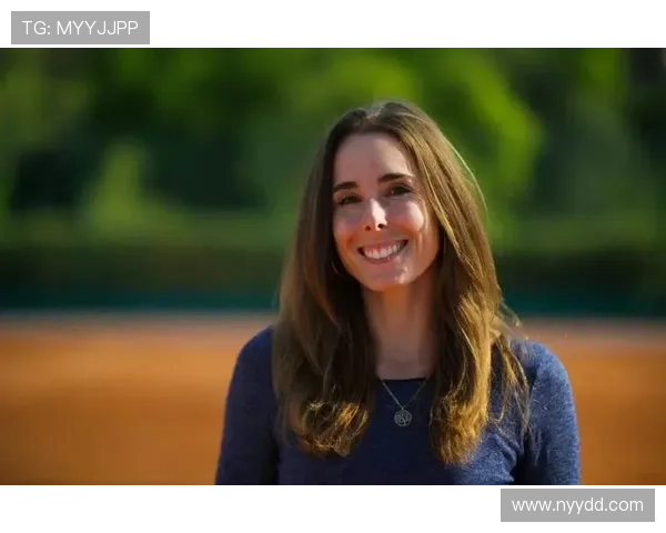 科内特称赞文班职业态度与专注度令人印象深刻展现不可思议的潜力